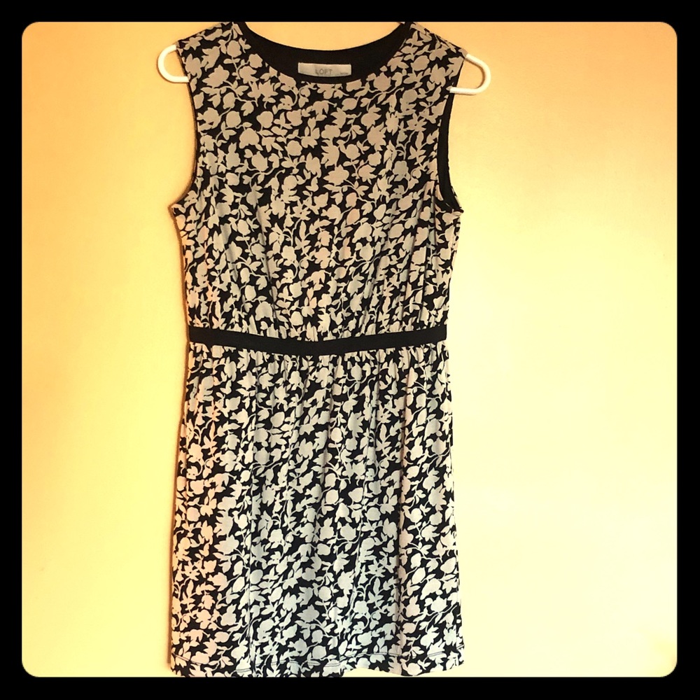Petite Ann Taylor Floral Pattern Dress (Petite SM)